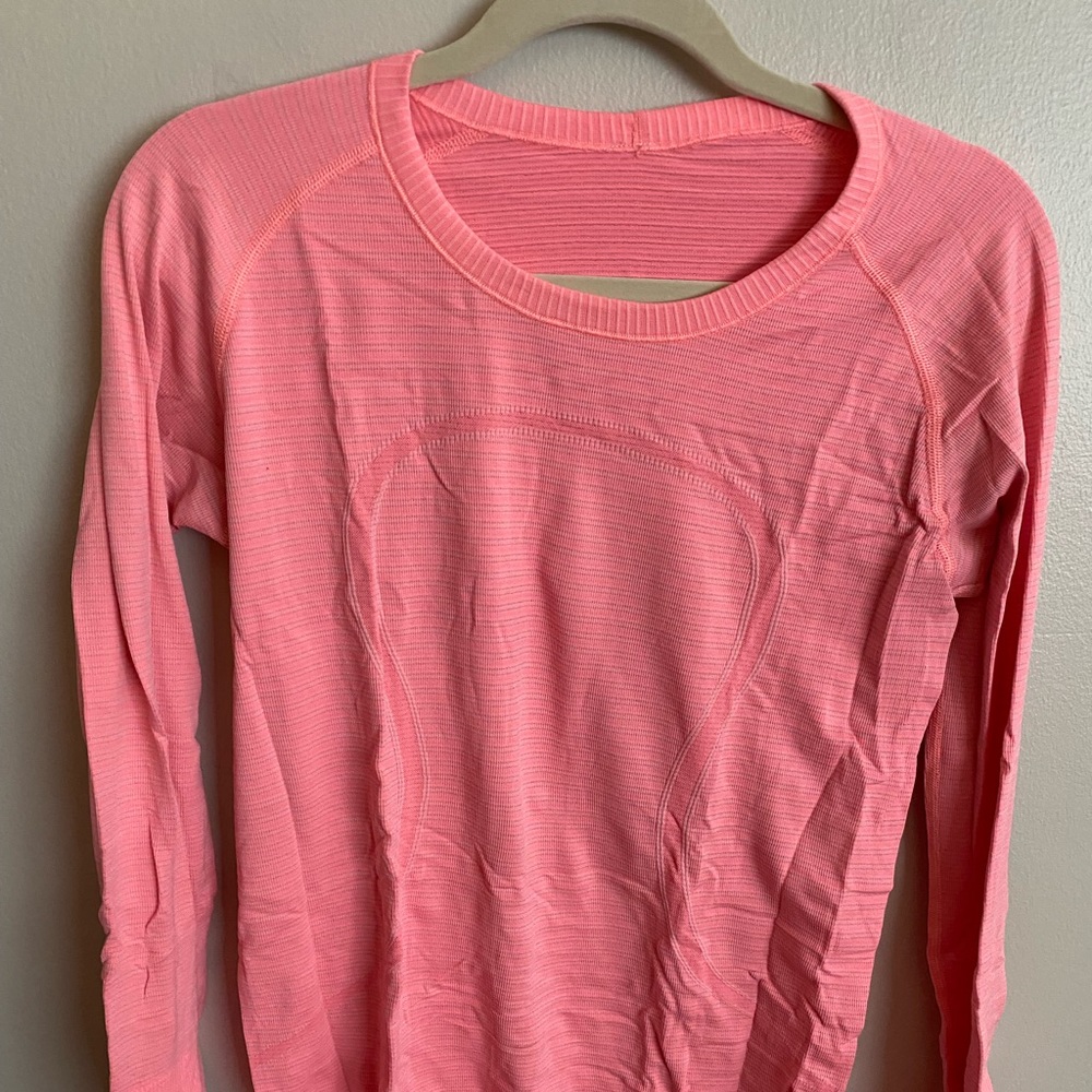 Lululemon pink long sleeve